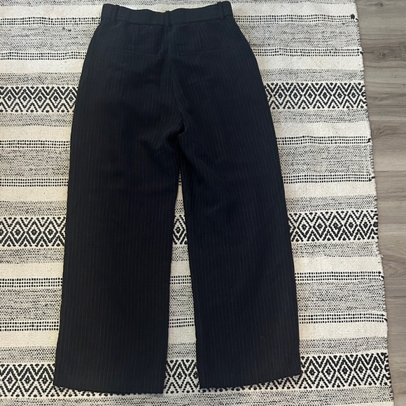 Abercrombie & Fitch Black&grey striped  Wide Leg Pants - Picture 5 of 5